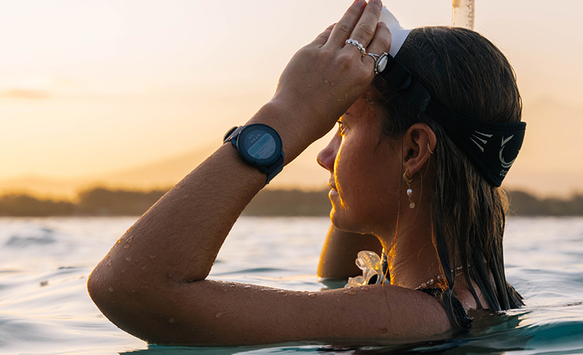zegarek smartwatch damski - sportowa funkcjonalność od Suunto i Garmin