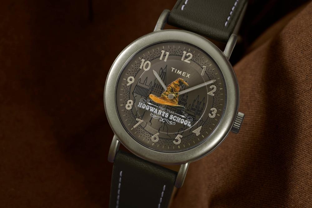 Timex Harry Potter Weekender Sorting Hat TW2Y77000