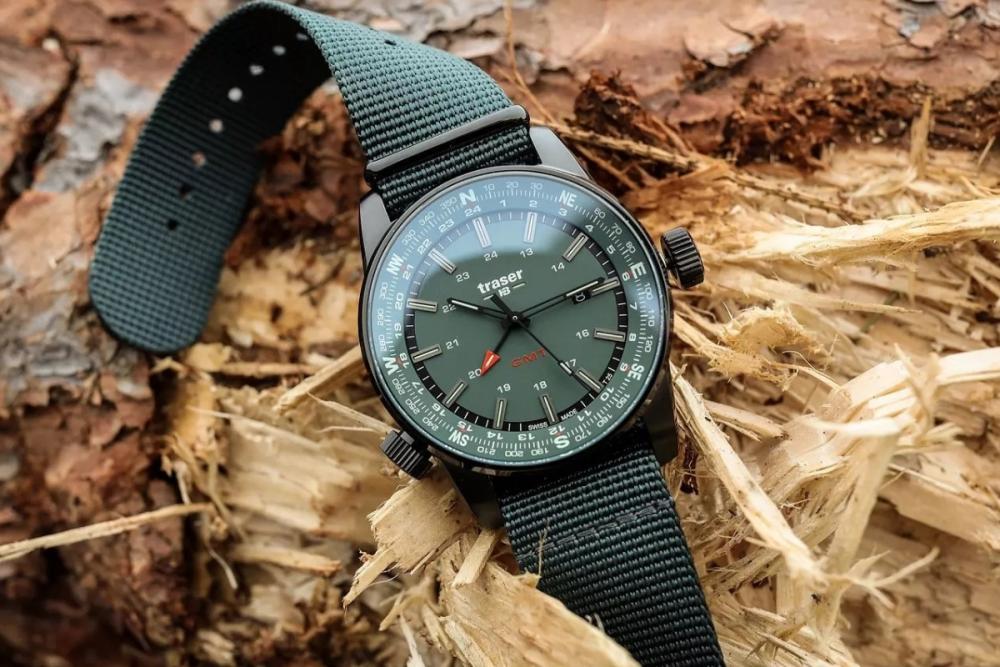 Traser P68 Pathfinder GMT Green