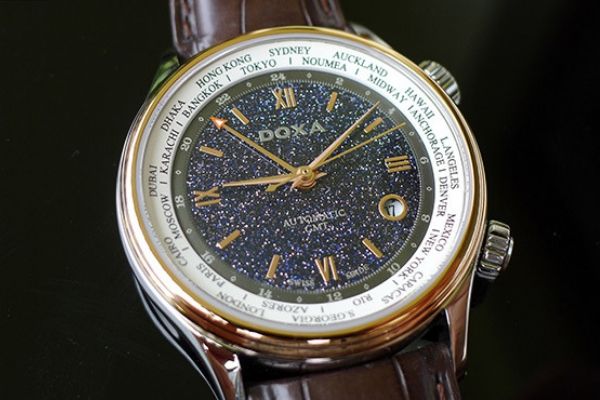 zegarek męski Doxa Blue Planet GMT Automatic Limited Edition