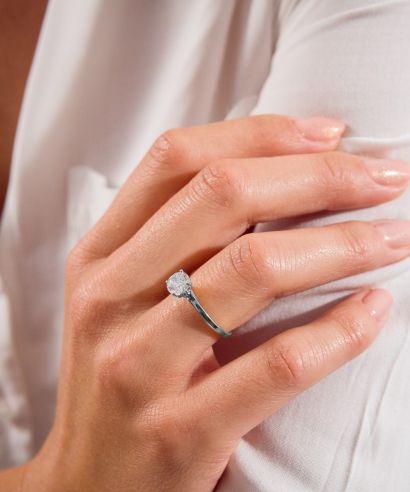 Pierścionek Bonore z białego złota próby 585 z diamentem 1 ct