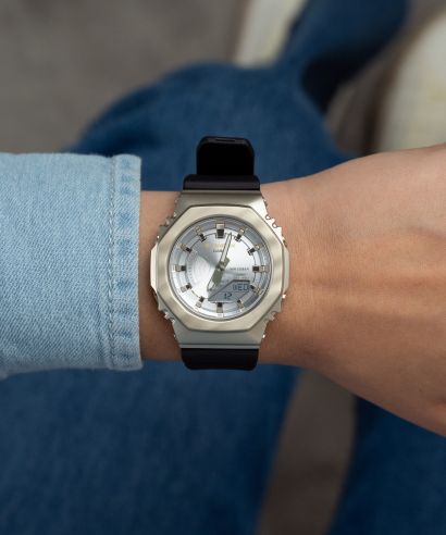 Zegarek damski Casio G-SHOCK Classic Women