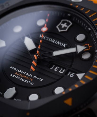 Zegarek męski Victorinox Dive Pro Automatic