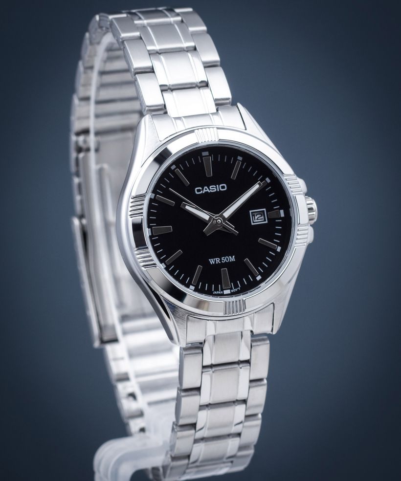 Zegarek damski Casio Classic