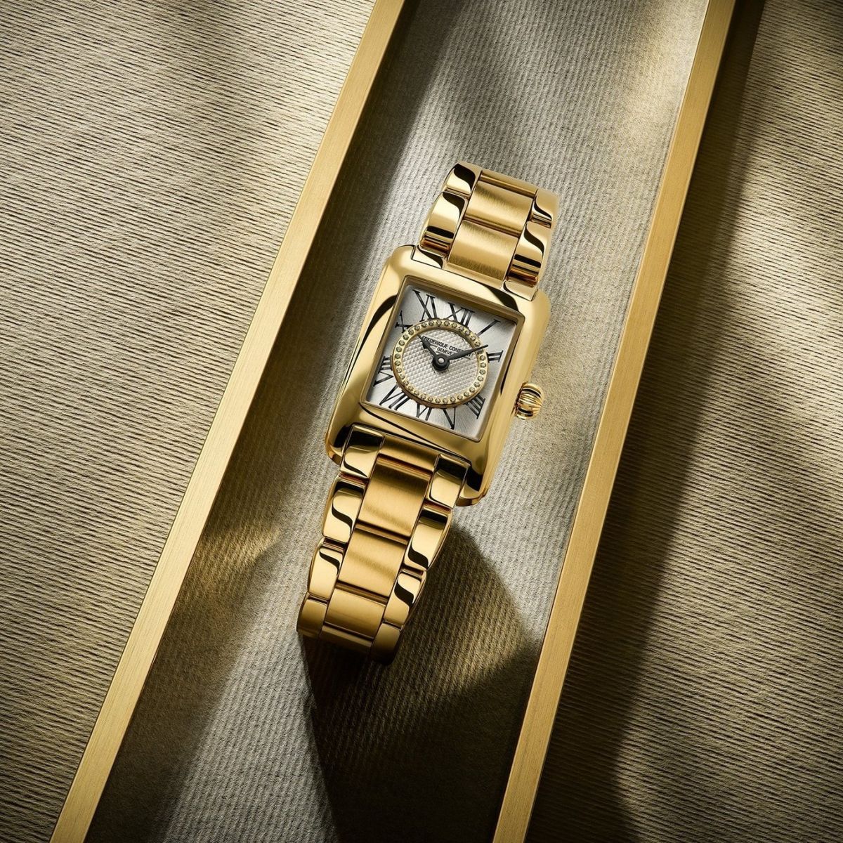Zegarek damski Frederique Constant Classics Carree Ladies