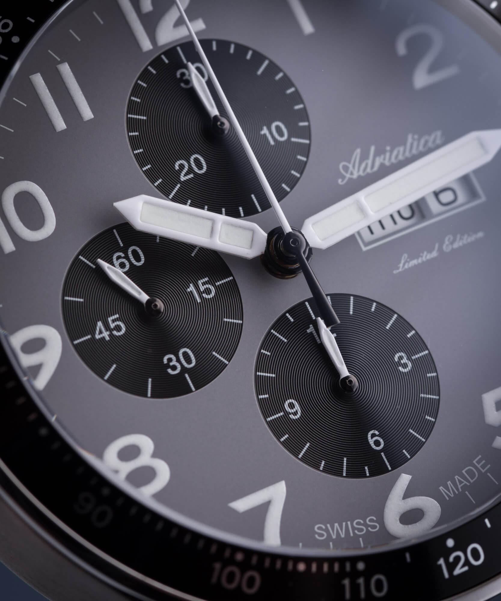 Zegarek męski Adriatica 1963 Limited Edition Chronograph Automatic A1963-4227A tarcza zbliżenie