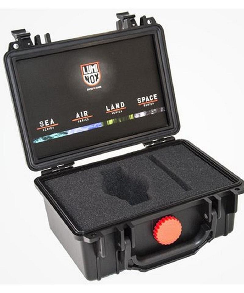 Pudełko Luminox