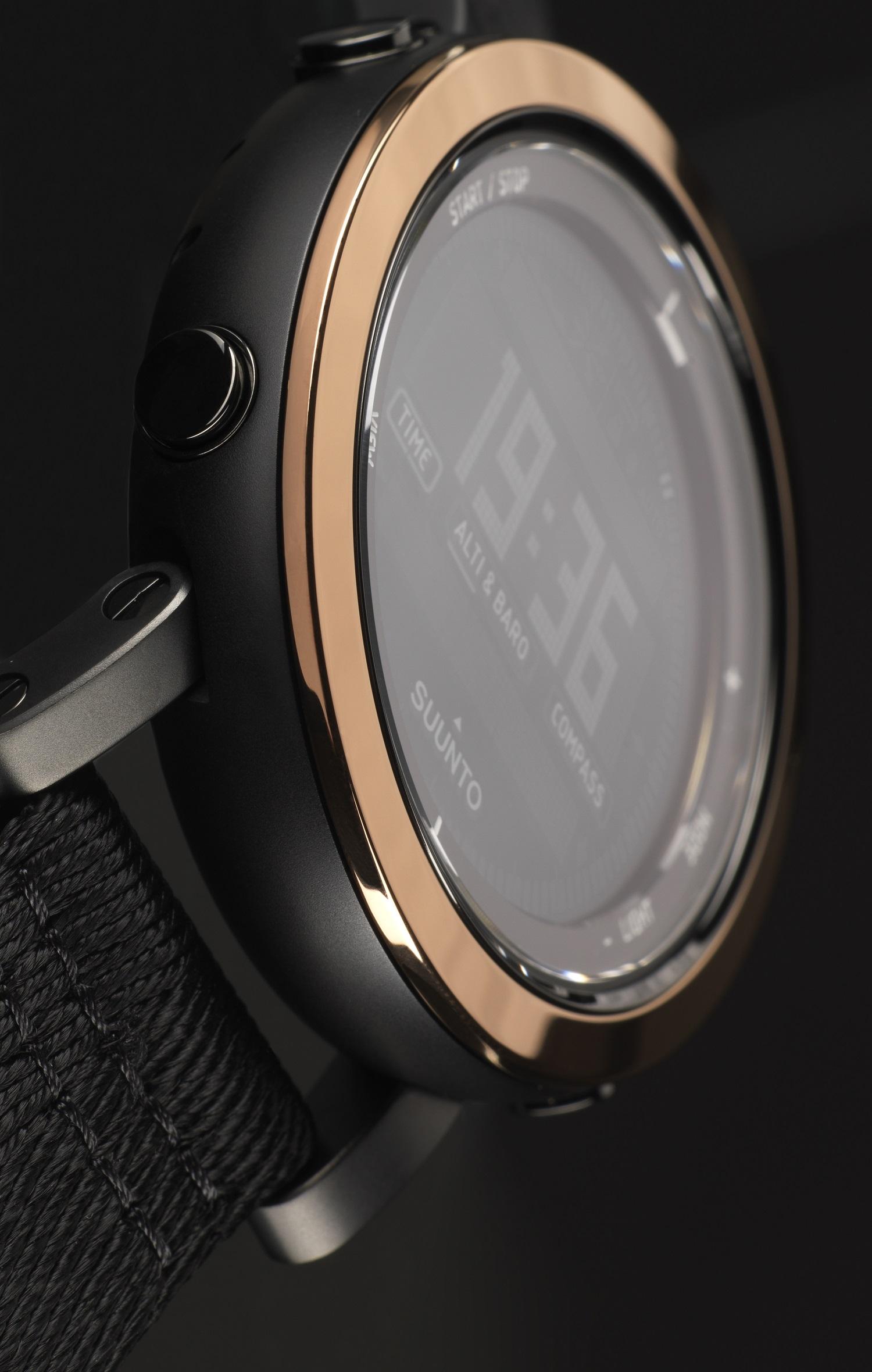 Zegarek SS022439000 Suunto Essential Ceramic Copper Black Leather