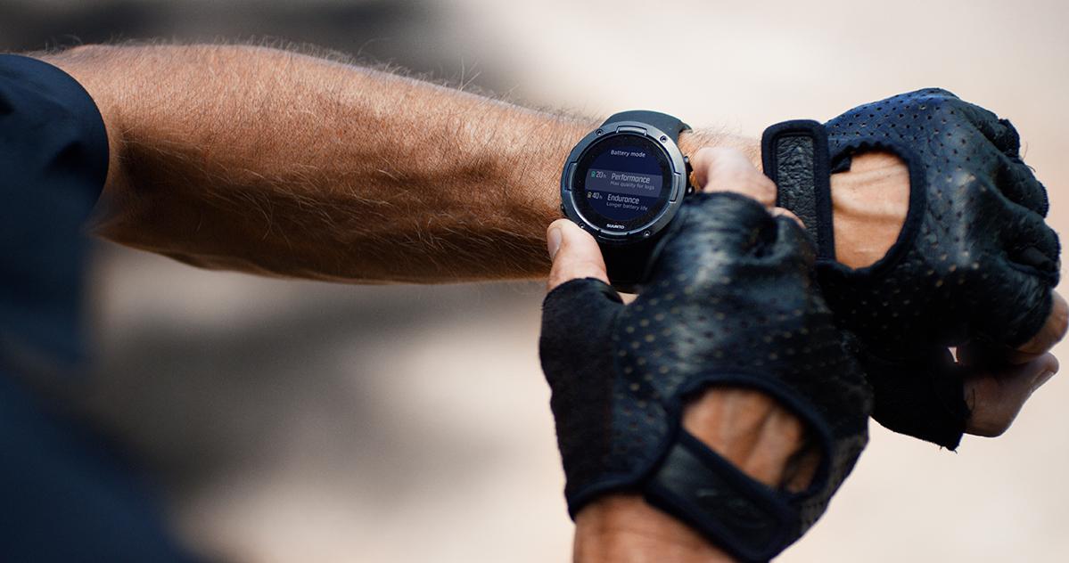 zegarek-meski-suunto-5-all-black-ss050299000_04