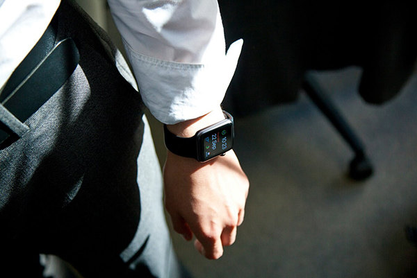 Zegarek smartwatch do garnituru