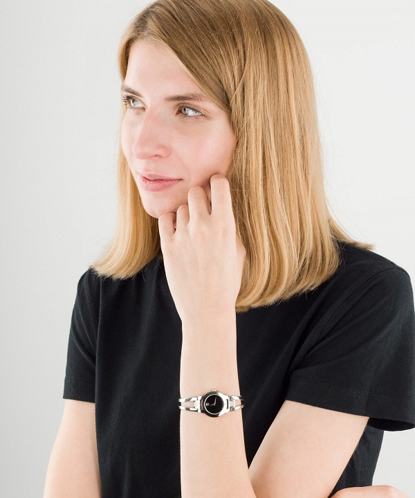 Zegarek damski Movado Amorosa Diamonds lifestyle