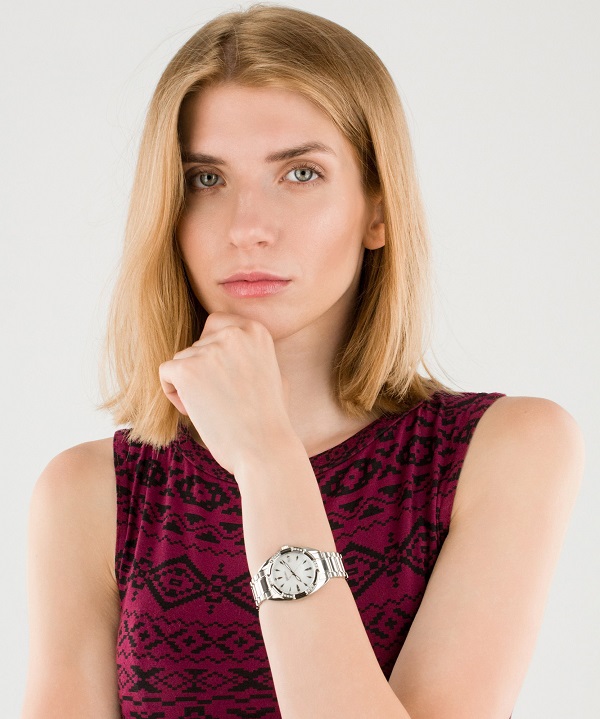 Zegarek damski Seiko Diamonds lifestyle