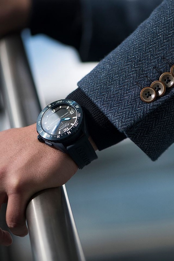 zegarek Alpina AlpinerX ręka elegant