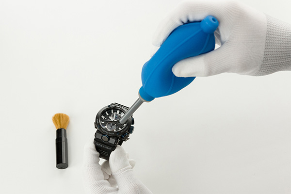 G-shock czyszczenie zegarka