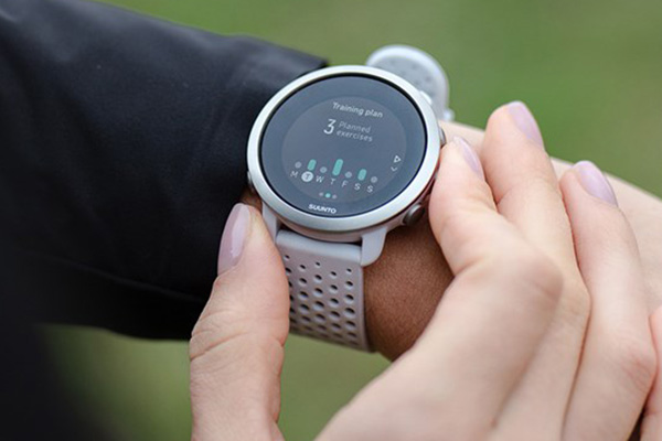 Suunto 3 Pebble White SS050416000