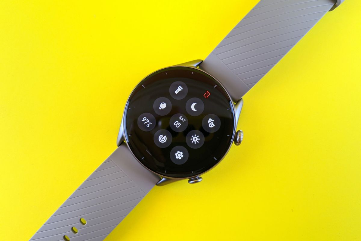 Smartwatch Amazfit GTR jak wygląda?