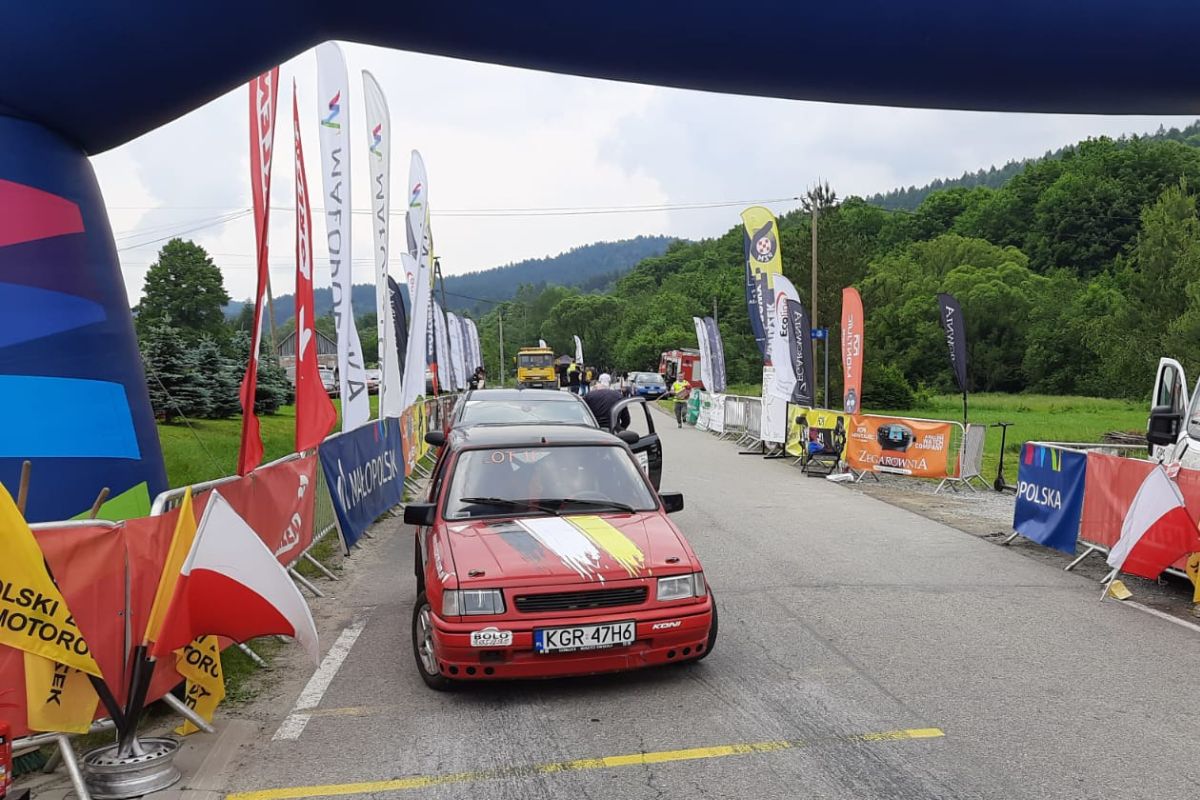 start wyścigu górskiego Magura Małastowska