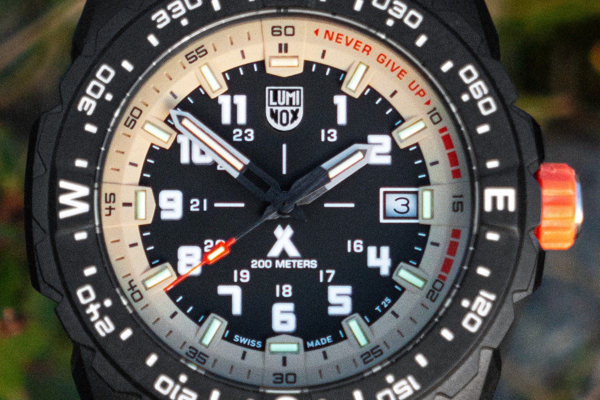 zegarek luminox z serii Bear Grylls