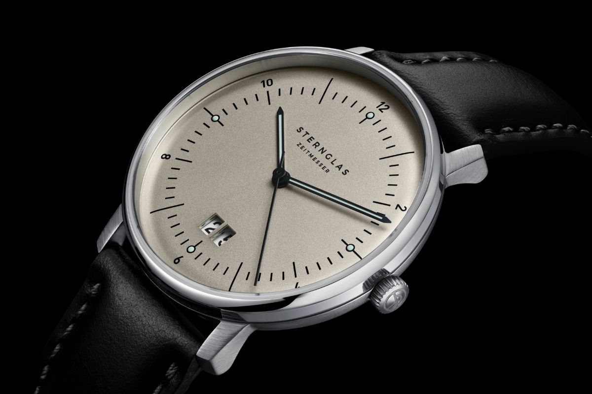 Sternglas Naos Big Date S01-NAG26-BR02