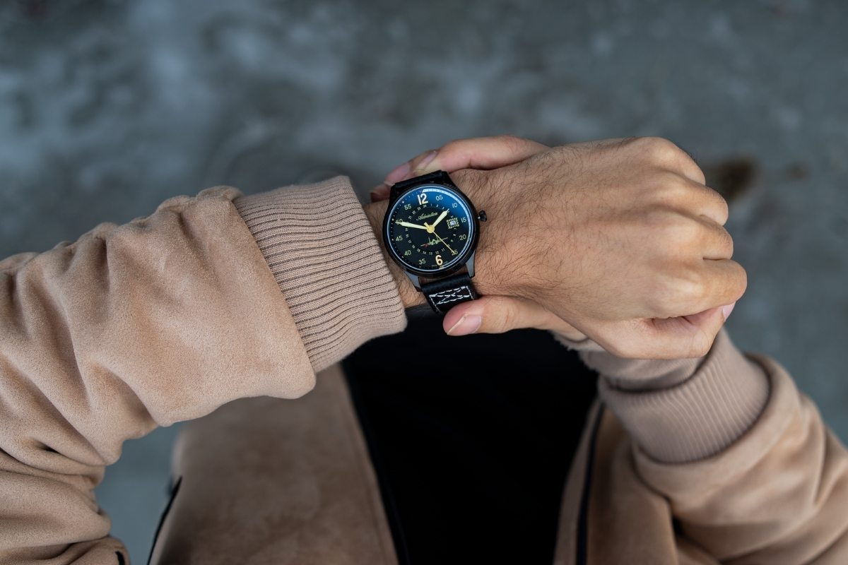 Adriatica Aviator