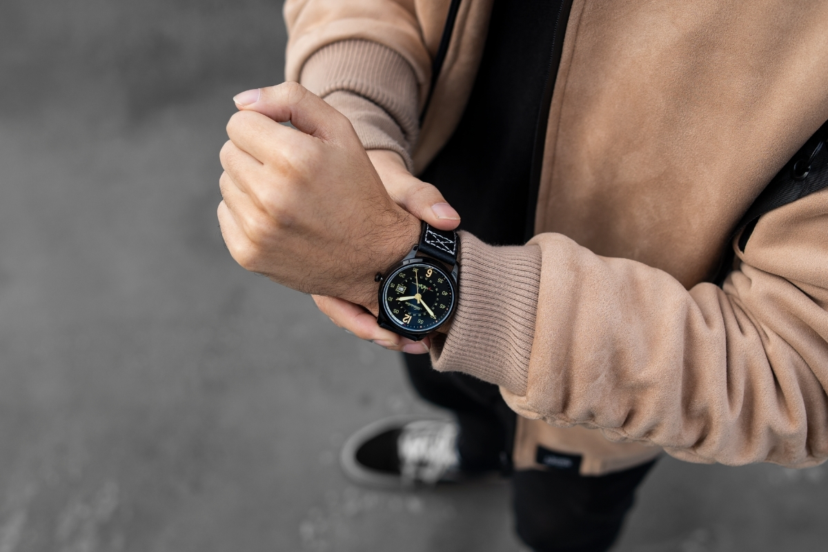 Adriatica Aviator