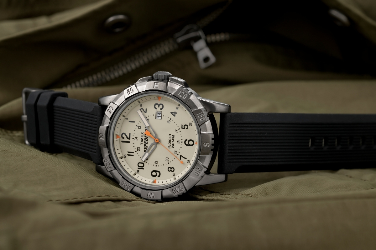 Indiglo w zegarkach Timex