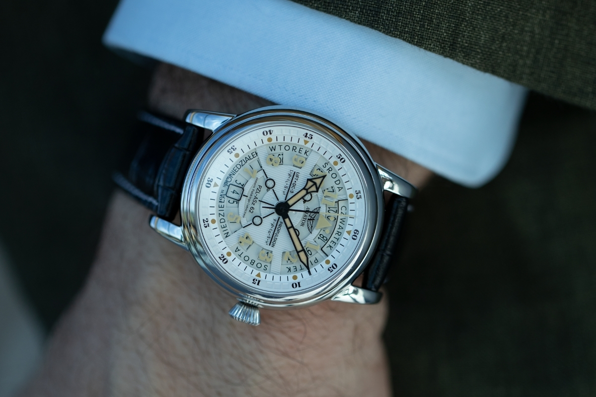 Aviator Douglas Day-Date Polish Limited Edition V.3.36.0.293.4 PL