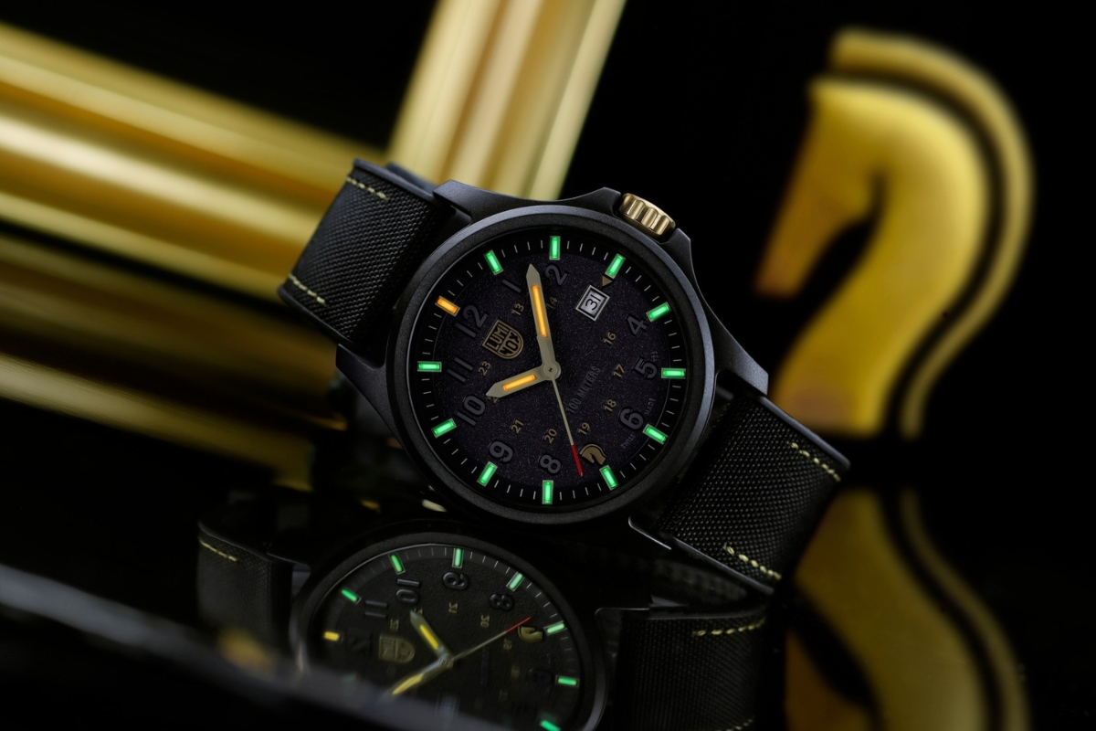 zegarek z podświetleniem trytowym Luminox