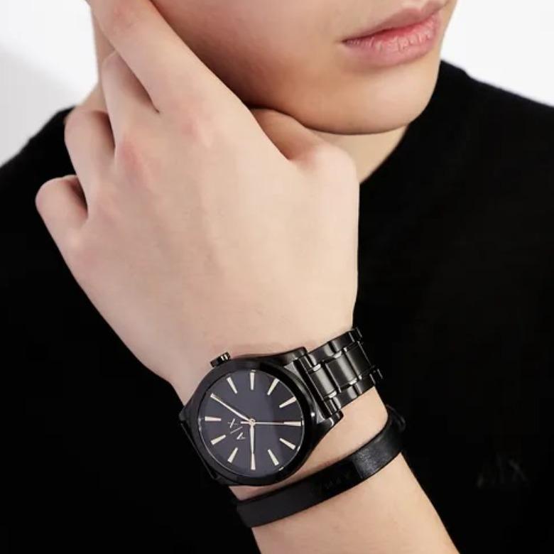 Armani Exchange AX7102 - Elegancja i minimalizm w linii Active