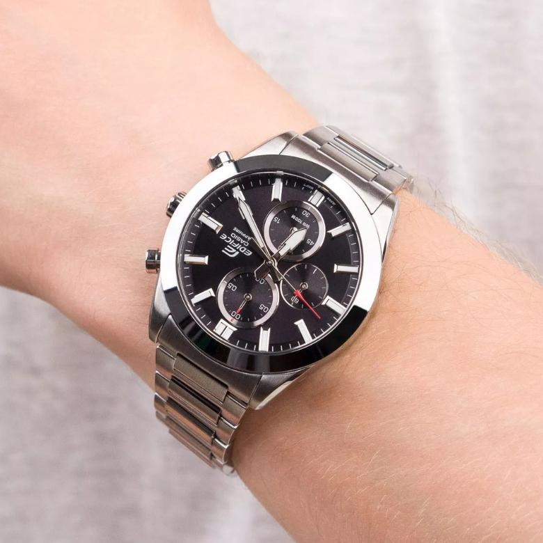 Edifice EFB-680D-7AVUEF - Chronograf