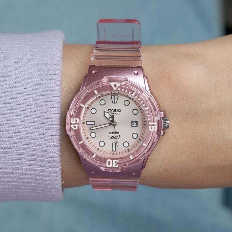Casio LRW-200HS-4EVEF - Kolekcja Timeless Collection