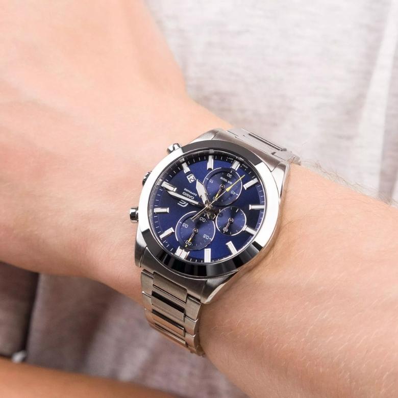 Edifice EFB-710D-2AVUEF - Szkiełko