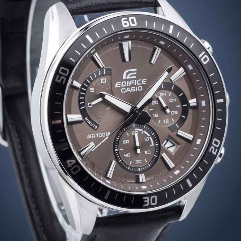 Edifice EFR-552L-5AVUEF - Funkcja czasu światowego