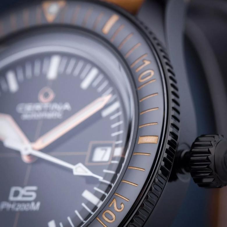 Certina C048.210.11.121.00 (C0482101112100) - Obrotowy bezel
