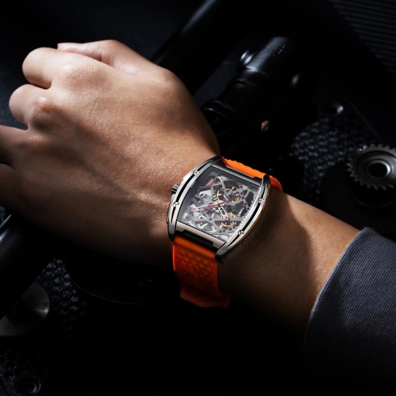 Ciga Design Z031-TT01-W5OG - Wysokiej jakości szkło szafirowe