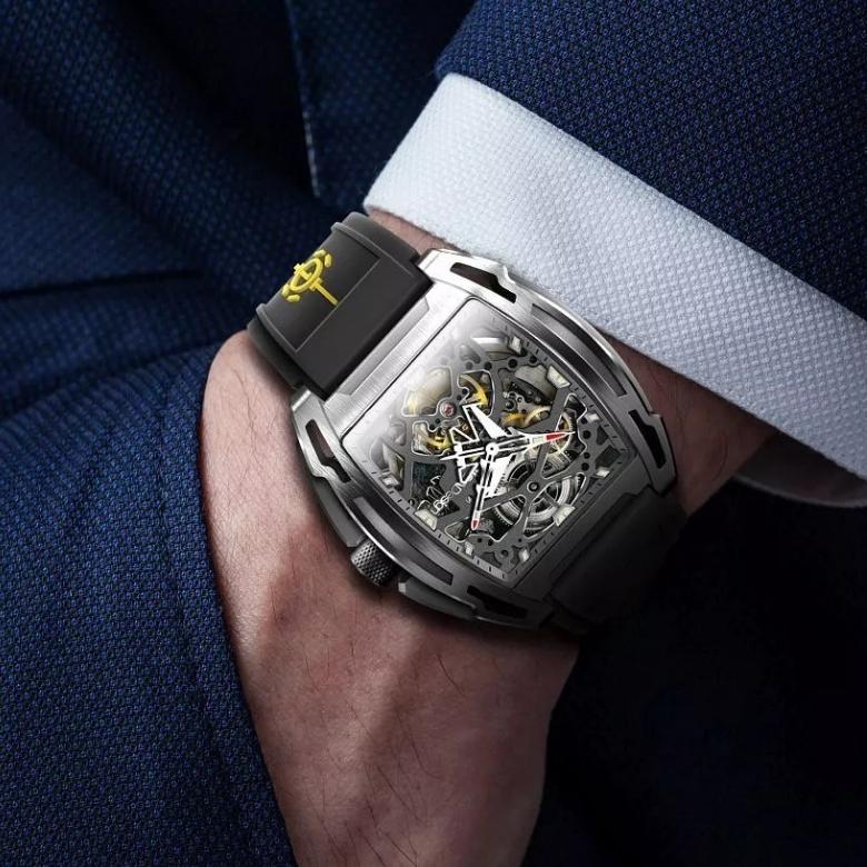 Ciga Design Z061-IPTI-W5BK - Wygoda użytkowania z silikonowym paskiem