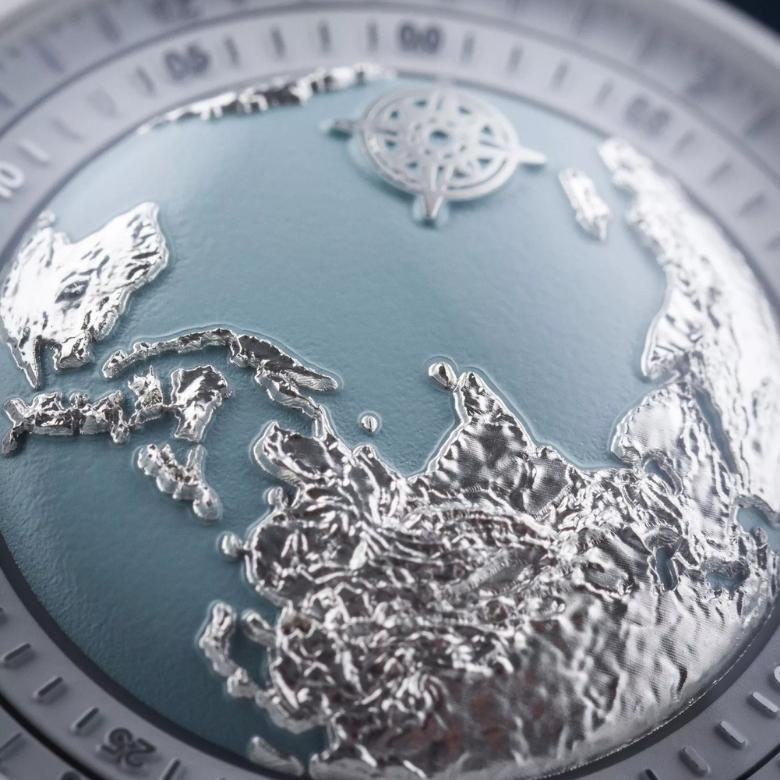 Ciga Design U032-WU01-W5W7W - Widok Ziemi jako motyw przewodni