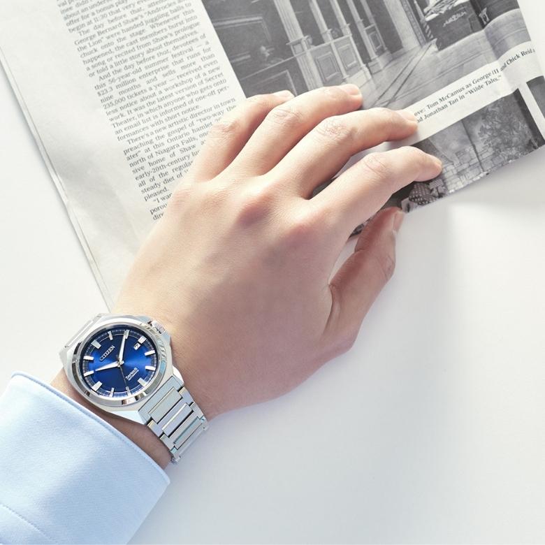 Citizen NB6010-81L - Fluorescencyjne wskazówki i indeksy