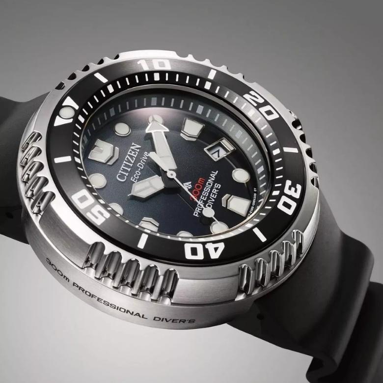 Citizen BN1024-01E - Datownik dni miesiąca