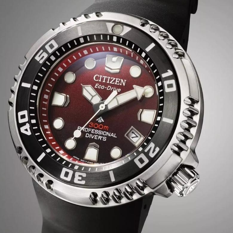 Citizen BN1024-01Z - Datownik dni miesiąca