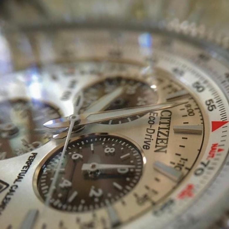 Citizen AT8227-56X - Wieczny kalendarz