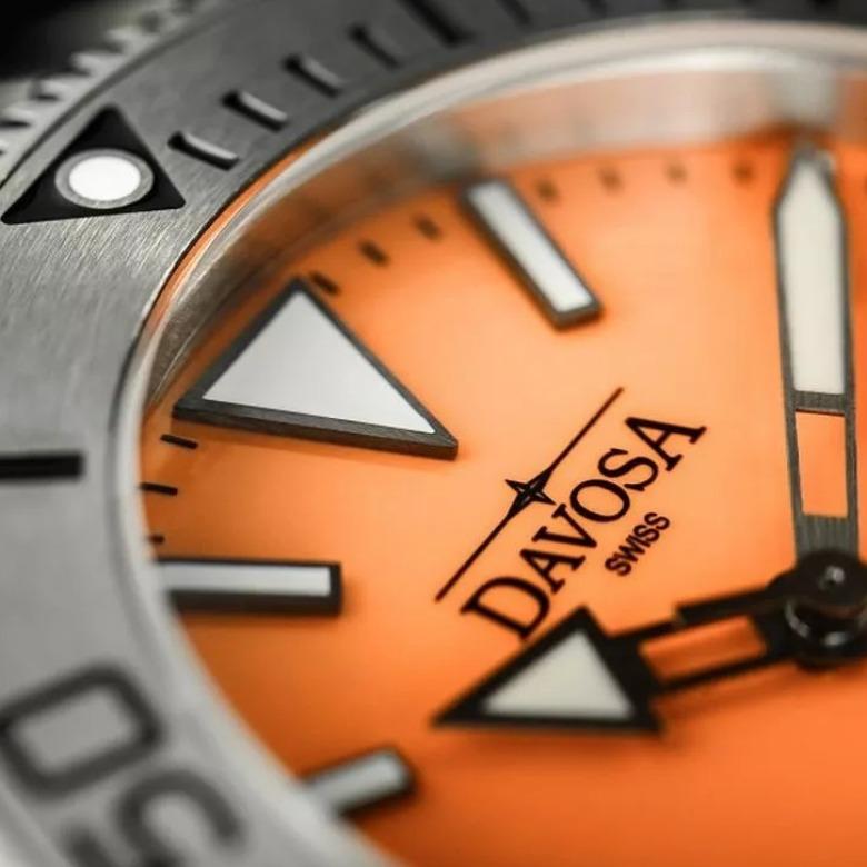Davosa 161.527.60 - SuperLumiNova®