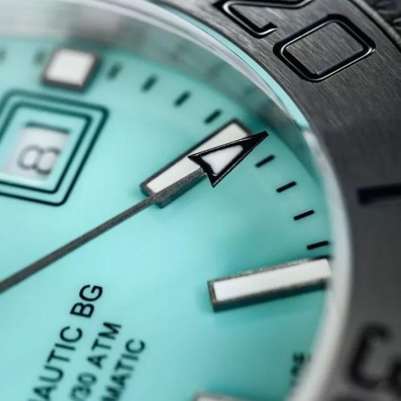 Davosa 161.527.40 - SuperLumiNova®
