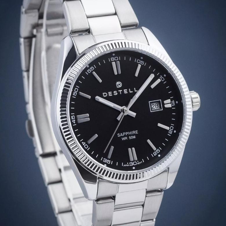 DESTELL LU3855-15-205S - Ząbkowany bezel jako charakterystyczny detal konstrukcyjny