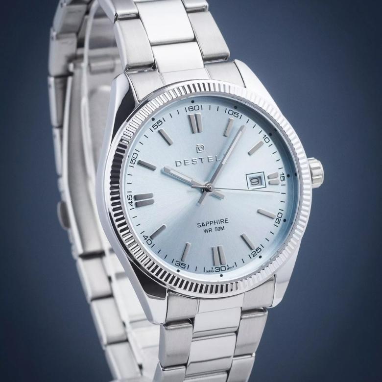 DESTELL LU3855-95-205S - Ząbkowany bezel jako charakterystyczny detal konstrukcyjny
