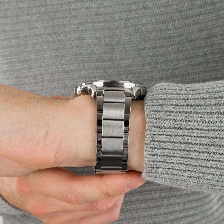 Festina F20343/8 - Intuicyjne zapięcie i eleganckie wykończenie stalowej bransolety