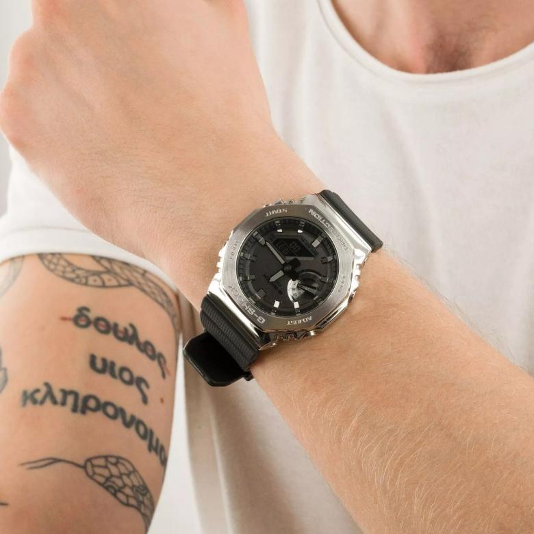 G-SHOCK GA-110SLC-9AER - Odporność magnetyczna