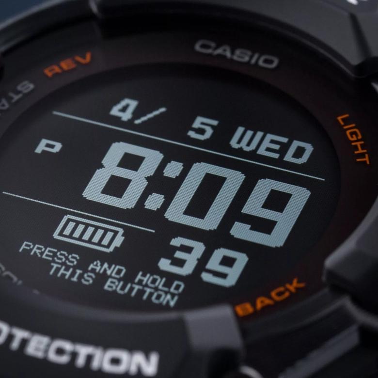G-SHOCK DWE-5657RE-1ER - Rozbudowany kalendarz