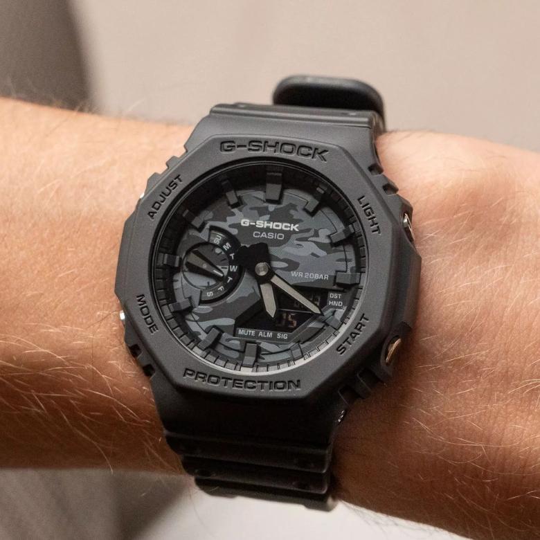 G-SHOCK GA-2100CA-8AER - Kolekcja Carbon Core