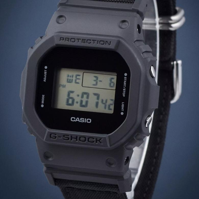 G-SHOCK DW-5600BCE-1ER - Stoper